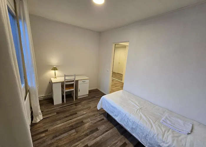 Anttoninvahe 5 - Upea Talo Raumalla * ראומה