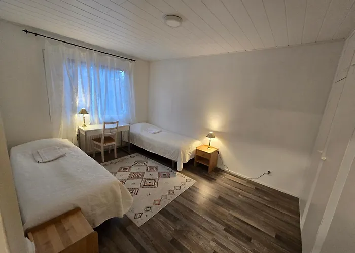 Anttoninvahe 5 - Upea Talo Raumalla