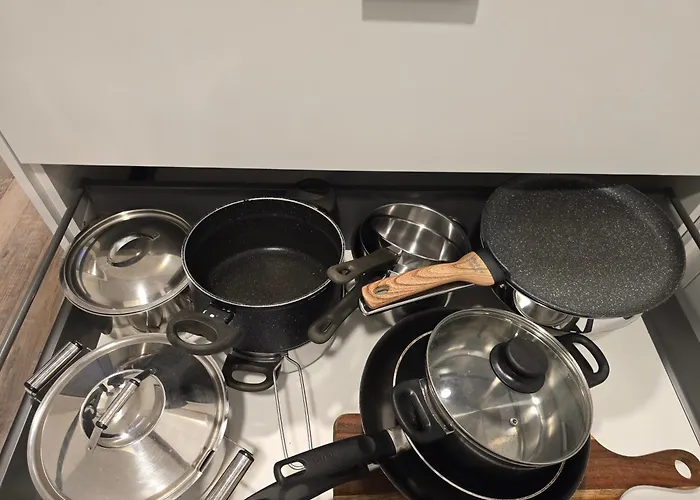 Anttoninvahe 5 - Upea Talo Raumalla דירה ראומה